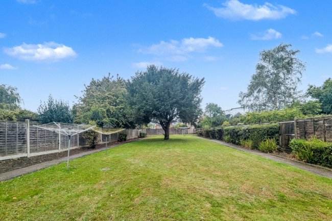 Flat C, 57 Queens Road, Tunbridge Wells, Kent TN4 9NA 9