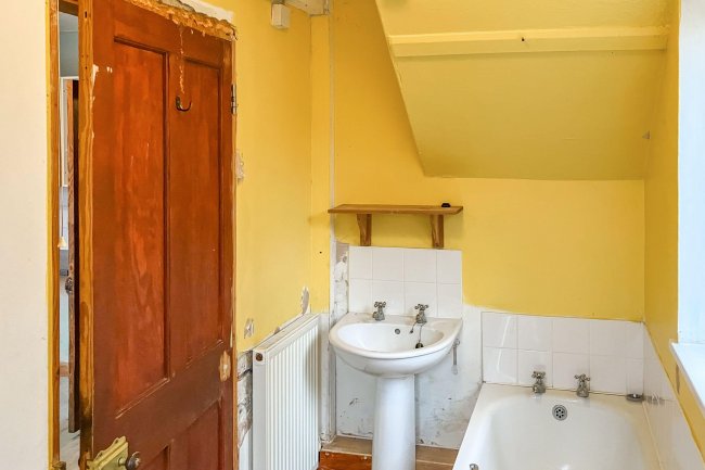 5 Semple Road, Carlisle, Cumbria, CA1 3AZ 9