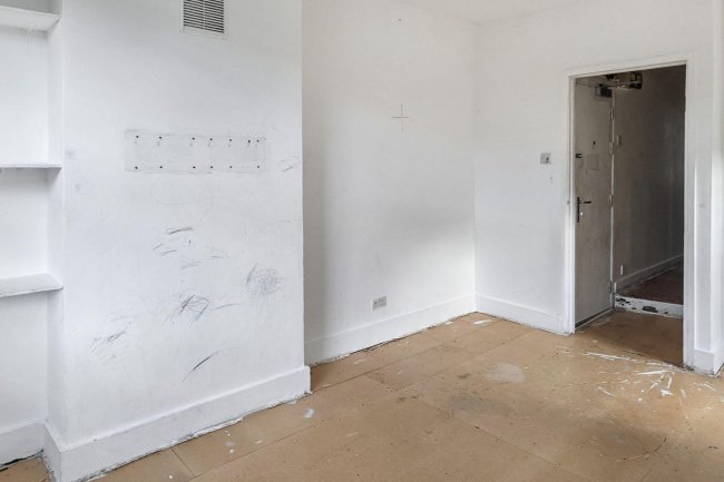 47B Popes Lane, Ealing, London W5 4NU 6