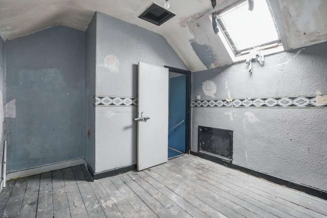 38 Thurman Street, Radford, Nottingham NG7 5AU 7