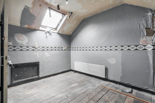 38 Thurman Street, Radford, Nottingham NG7 5AU 7