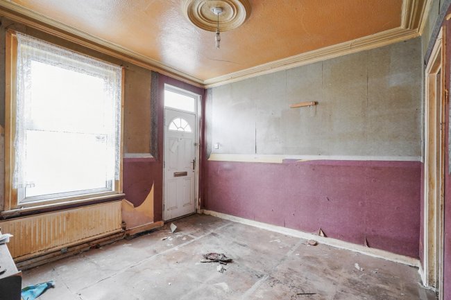 38 Thurman Street, Radford, Nottingham NG7 5AU 7