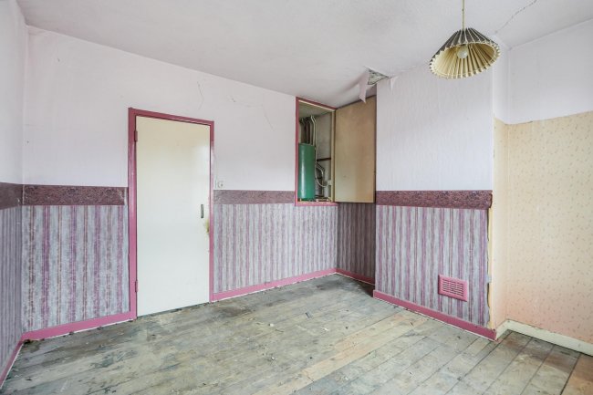 38 Thurman Street, Radford, Nottingham NG7 5AU 7