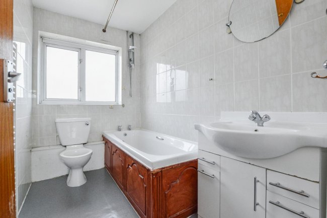 93 Frederick Road, Rainham, Essex RM13 8NS 1