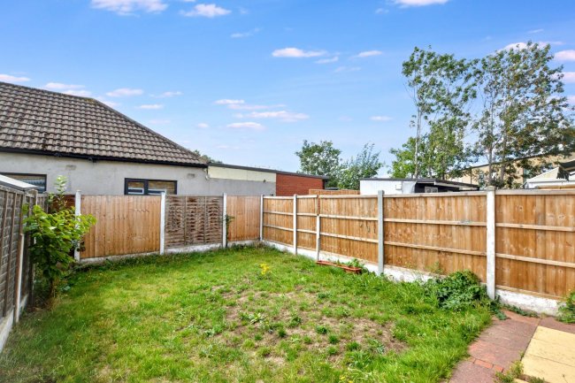 93 Frederick Road, Rainham, Essex RM13 8NS 1