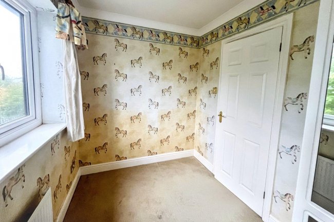 1 Deacon Place, Caterham, Surrey, CR3 5FN 9