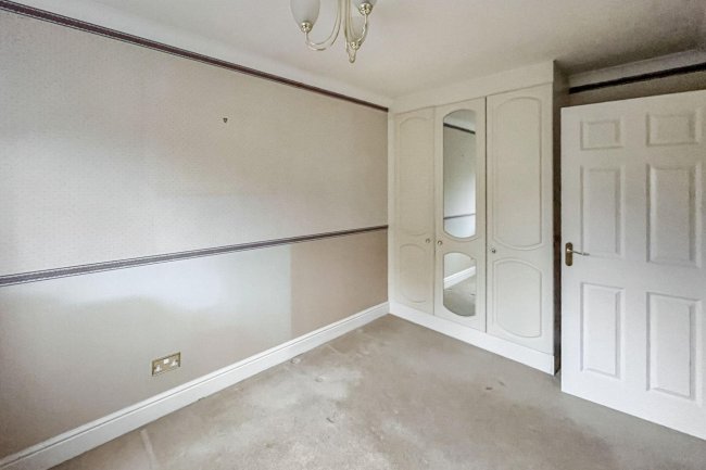 1 Deacon Place, Caterham, Surrey, CR3 5FN 9