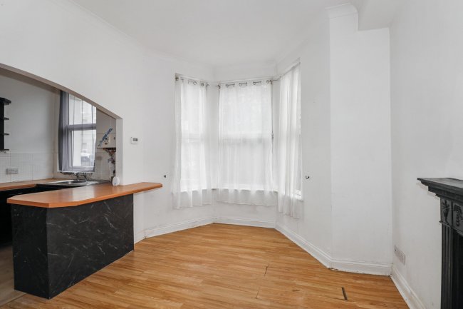 6a Hereward House, Gordon Road, Cliftonville CT9 2DN 6