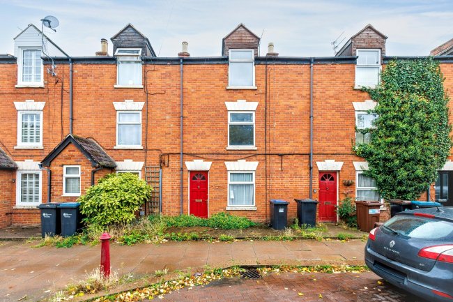 55 Oxford Street, Daventry, NN11 4AD 6