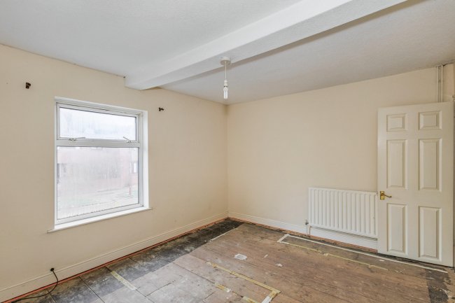 55 Oxford Street, Daventry, NN11 4AD 6