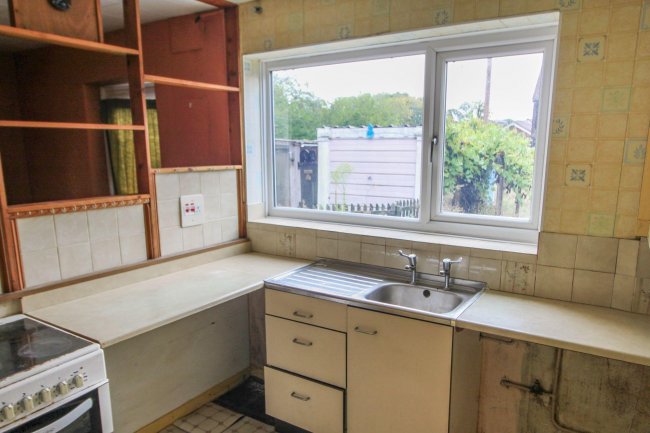 2 Bevernbridge, South Chailey, Lewes, BN8 4QD 3