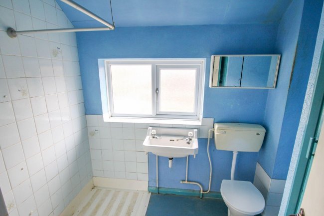 2 Bevernbridge, South Chailey, Lewes, BN8 4QD 3