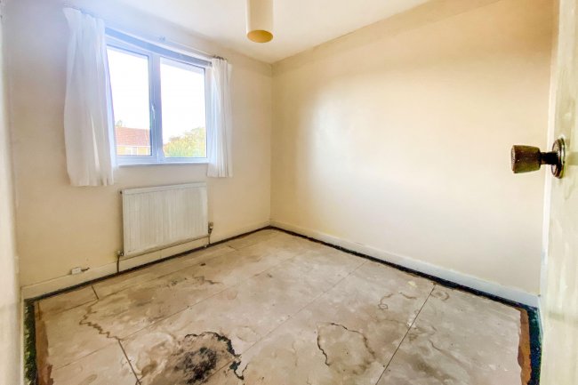 22 Cloudberry Road, Swindon, Wiltshire, SN25 1SE 5