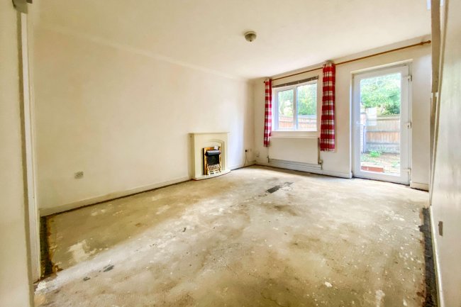 22 Cloudberry Road, Swindon, Wiltshire, SN25 1SE 5