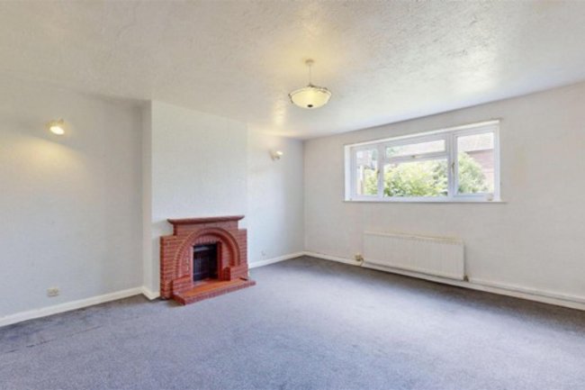 5 Lismore Close, Isleworth, London TW7 6QX 1