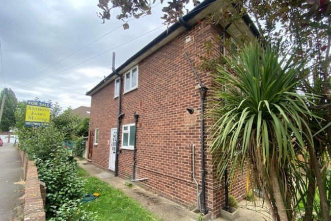 5 Lismore Close, Isleworth, London TW7 6QX 1