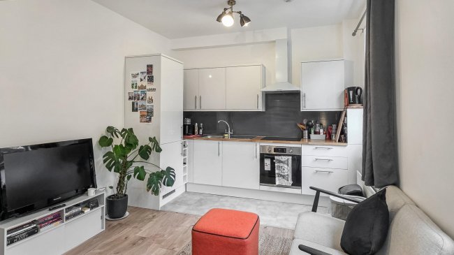 First Floor Flat, 353 Lillie Road, Fulham, London, SW6 7PA 8