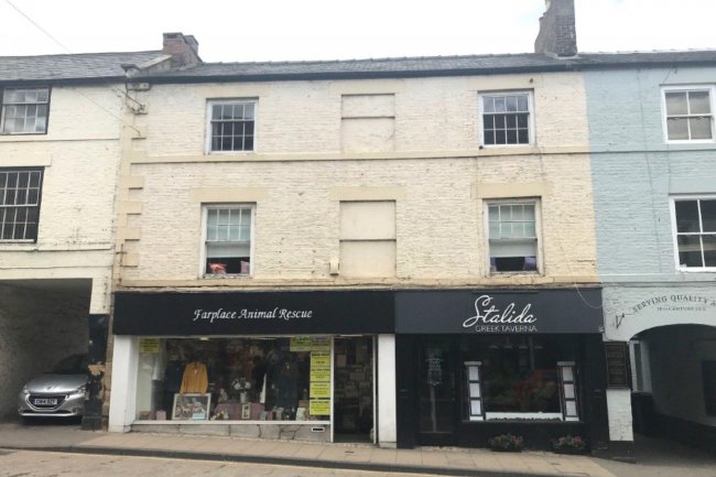 9-9A Battle Hill, Hexham, Northumberland NE46 1BA 8