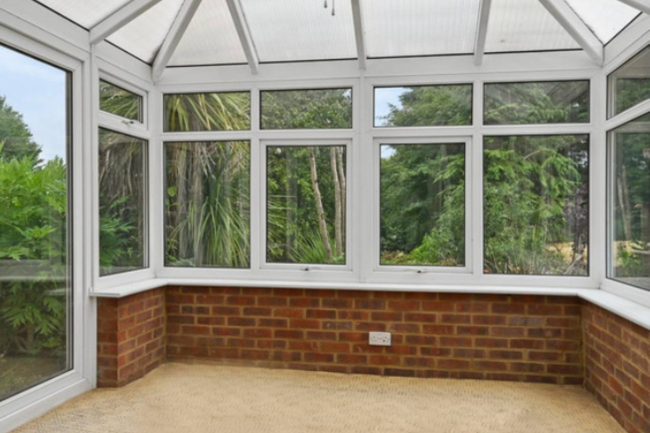 115 Newberries Avenue, Radlett, Hertfordshire WD7 7EN 8