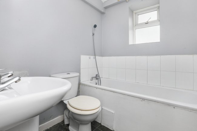 Flat 1, 4 Forest Road, Southport, Merseyside, PR8 6ST 1