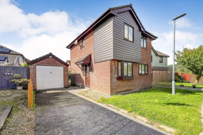 47 Parc Bryn Rhos, Ammanford, SA18 1JE 2