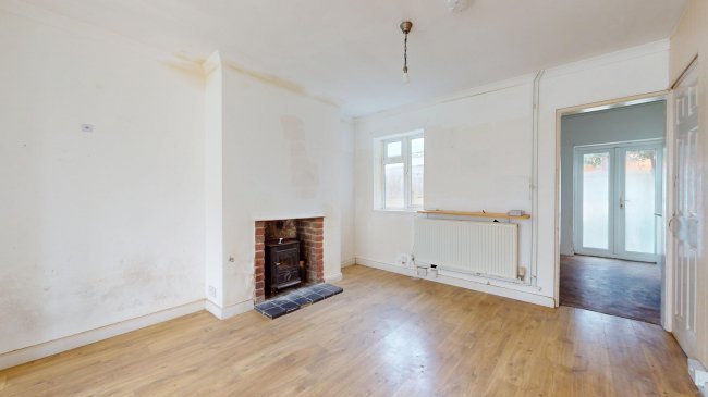 6 Winchcombe Road, Eastbourne, East Sussex, BN22 8DE 9