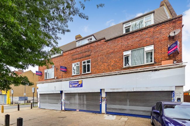 376 Northolt Road, Harrow, London, HA2 8ES 3