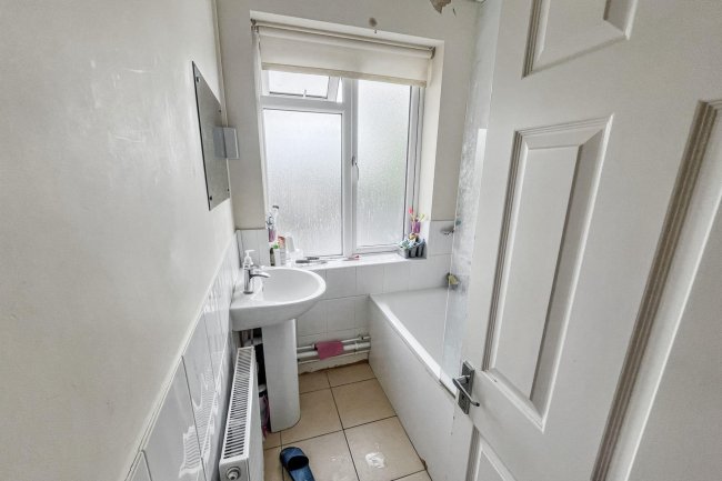 462a London Road, Cheam, Surrey, SM3 8JB 5