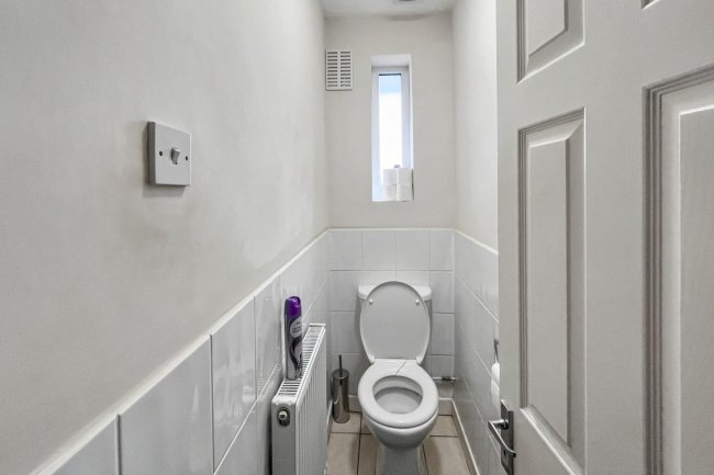462a London Road, Cheam, Surrey, SM3 8JB 5