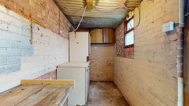 20 Avon Crescent, Brockworth, Gloucester, GL3 4LG 2