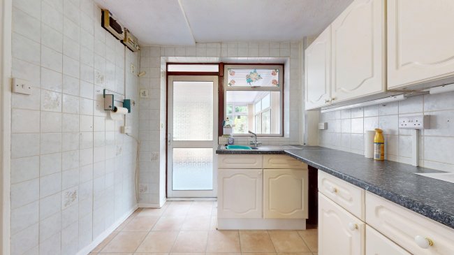 20 Avon Crescent, Brockworth, Gloucester, GL3 4LG 2