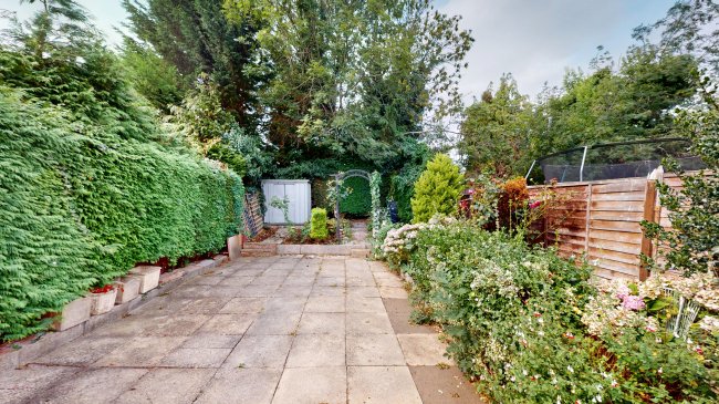 20 Avon Crescent, Brockworth, Gloucester, GL3 4LG 2