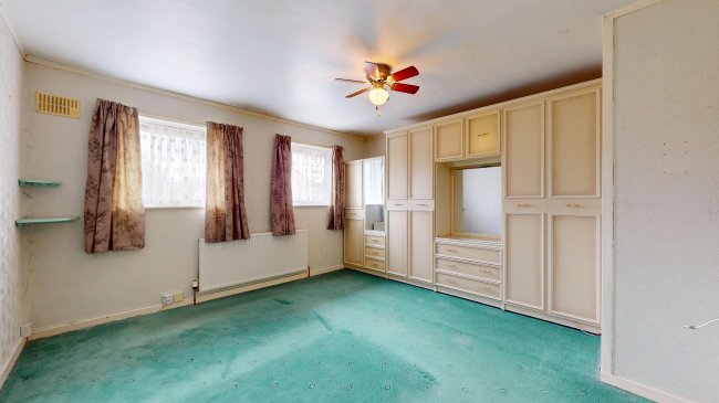 20 Avon Crescent, Brockworth, Gloucester, GL3 4LG 2