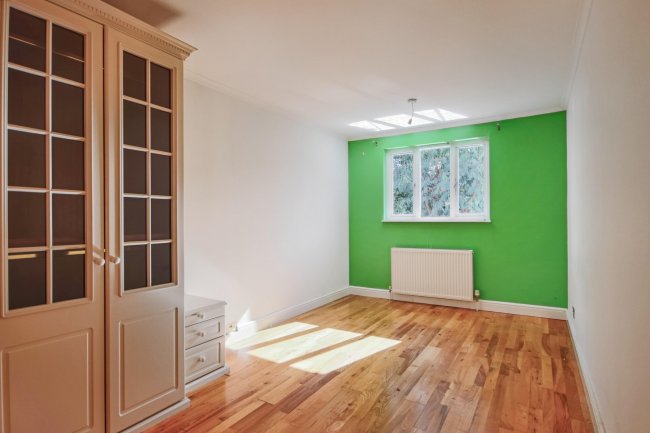 11 Fidler Place, Bushey, WD23 4UF 7