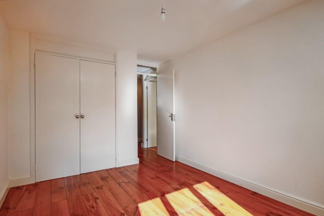 11 Fidler Place, Bushey, WD23 4UF 7