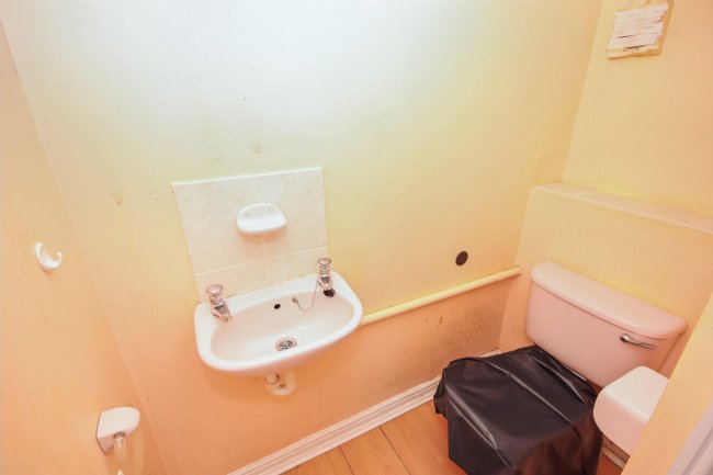 23 Elsing Drive, King's Lynn PE30 3UT 10