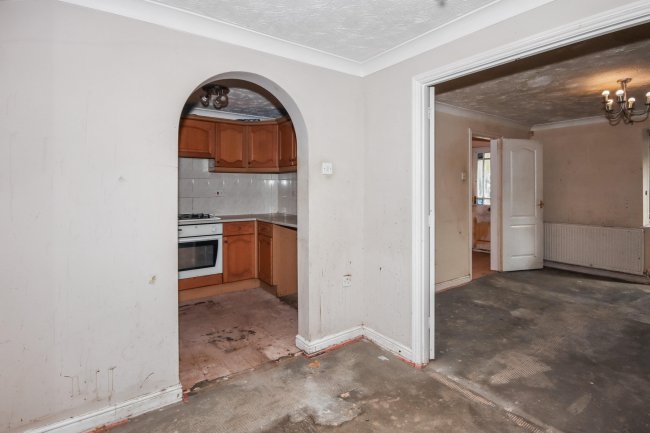 23 Elsing Drive, King's Lynn PE30 3UT 10