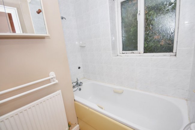 23 Elsing Drive, King's Lynn PE30 3UT 10