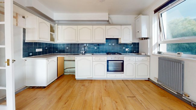 Flat 14 Gould Court, Woodland Road, Crystal Palace, London, SE19 1PH 6