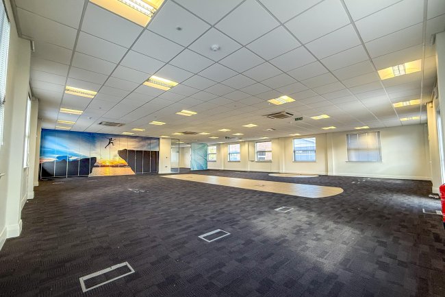 Unit 1 Stokenchurch Business Park, Ibstone Road, Stokenchurch HP14 3FE 2