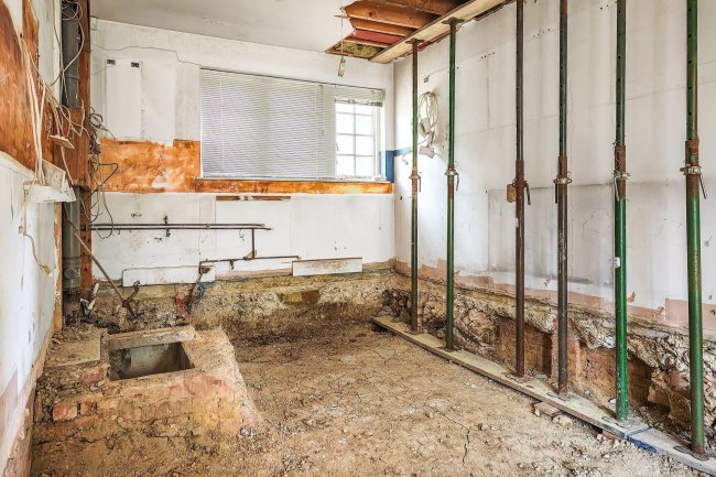 126 College Road, Dulwich, London, SE19 1XD 6