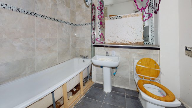 Flat 26 Rowallan Court, Cumberland Place, Catford, London, SE6 1LB 4