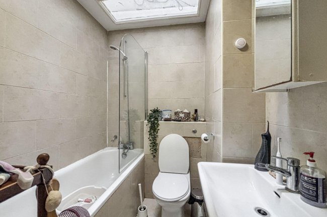 43A Lansdowne Drive, Hackney, London, E8 3EG 3