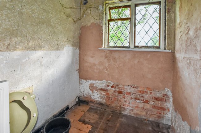 114 Ridley Road, Bromley, BR2 0EU 9