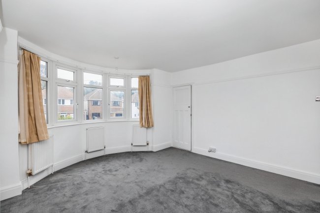 20 Bridle Road, Croydon, CR0 8HA 5