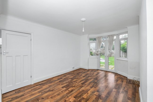 20 Bridle Road, Croydon, CR0 8HA 5