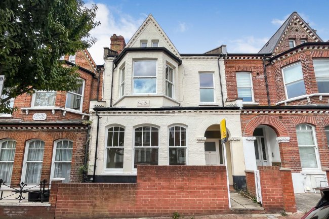 98 Ritherdon Road, Tooting, London SW17 8QQ 8