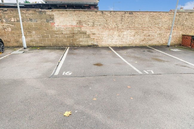 Apartment 16 Springfield Court, Amersall Road, Doncaster, South Yorkshire, DN5 9LN 5