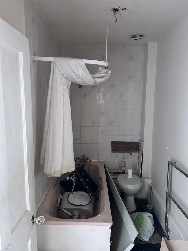 54 Wenlock Road, Edgware, HA8 9JF 4