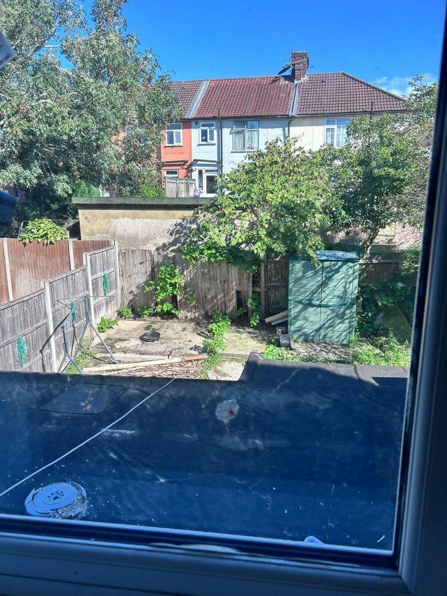 54 Wenlock Road, Edgware, HA8 9JF 4